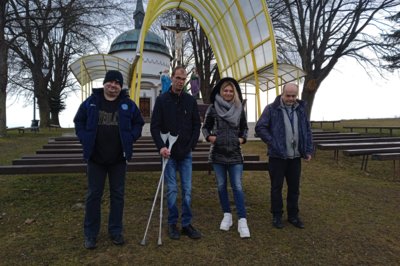 Prechádzka v Bobrove s dobrovoľníčkou.
